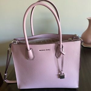 Mercer Large Pebbled Leather Accordion Tote Bag